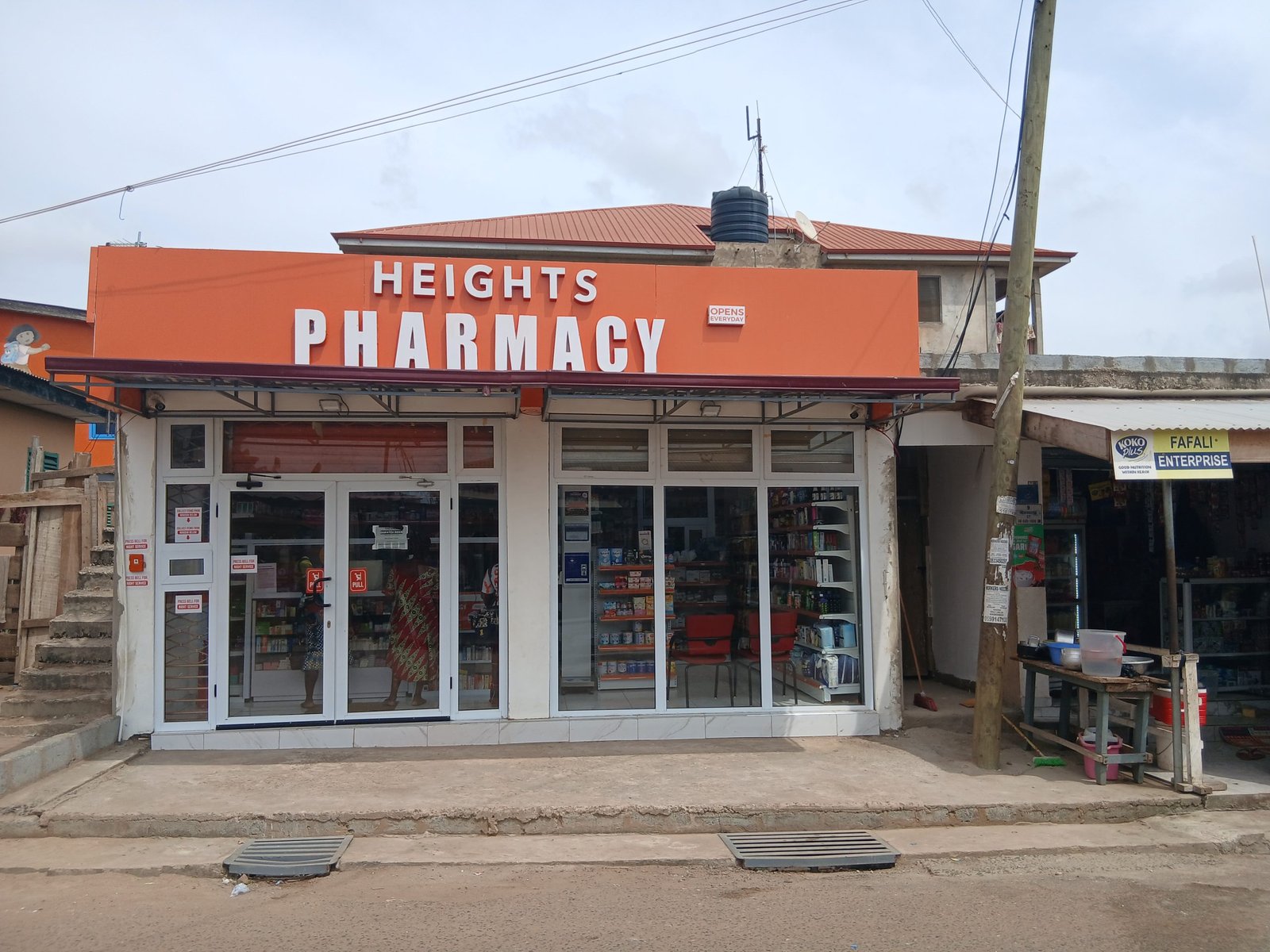 Heights Ashaiman, Roman Down